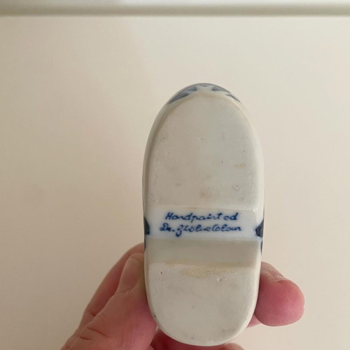 Delft shoe like new, collectible porcelain