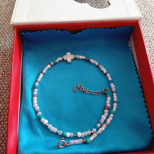 Anklet with 925 silver clasp, handmade with beads and cross, like new