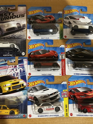 Hot Wheels toy cars, pack of 4