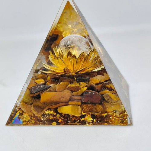 Orgonite pyramid with natural amethyst like new 5.5cm