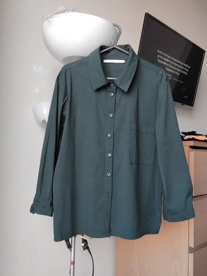Helmi shirt dark green cypress color size M like new