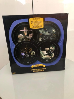 Nightmare Before Christmas Set of Four Plates 10th Anniversary New