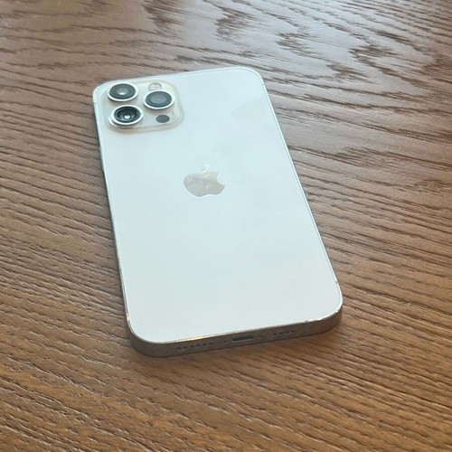 iPhone 12 Pro Max 256GB used, white, with broken camera