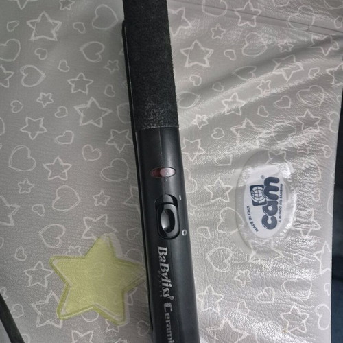Babyliss Ceramic hair straightener used, suitable for curls
