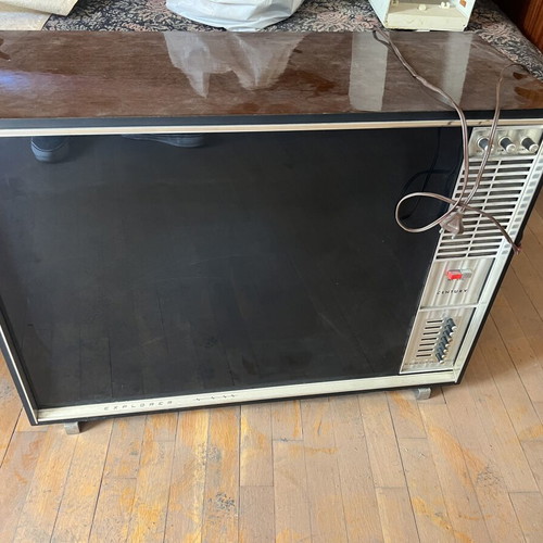 Century Explorer Antique Television Like New, Circa 1970–1972
