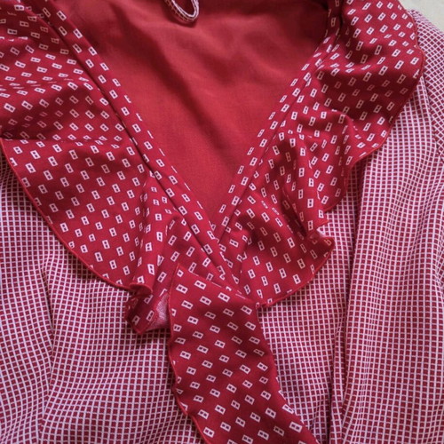 Vintage robe like new, white and red, size S