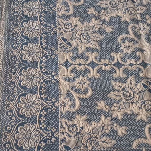 Woven blanket large new 1.80x2.20 with beautiful design and color