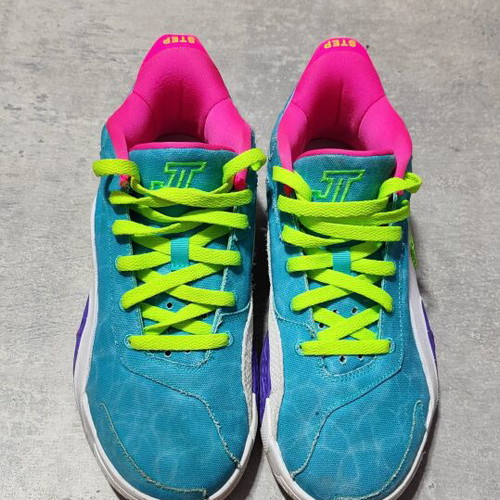 Jordan Tatum 2 sneakers, size 40, multicolor