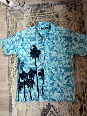 Trespass men's short sleeve shirt size S used, blue