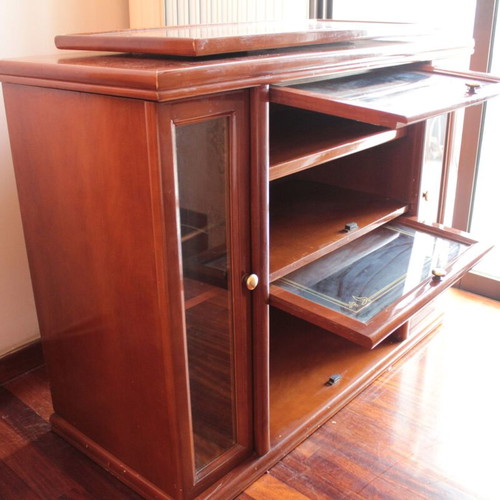 TV and Hi-Fi Cabinet used with bar