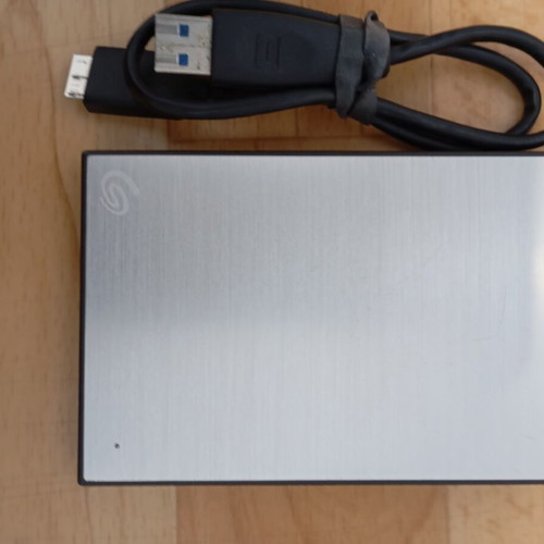 Data Travel Hard Drive 2 TB 2.5" like new
