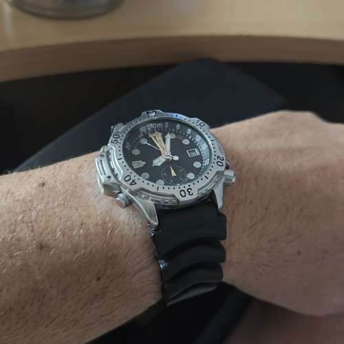 Citizen Promaster Aqualand 5810 vintage divers watch used