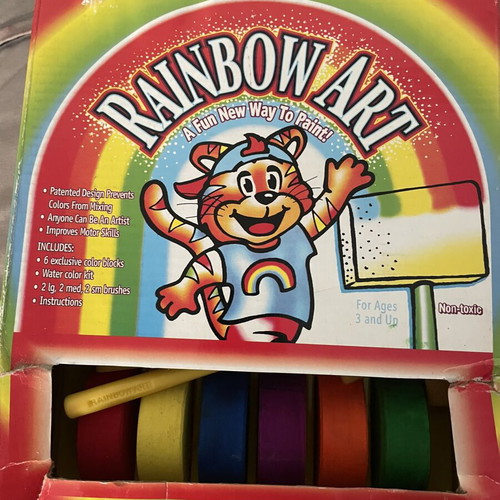 Rainbow Art watercolor set with 6 brushes