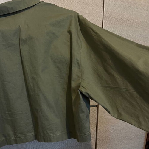 H&M short shirt like new, olive green, size S