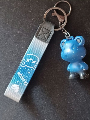 Bear keychain for keys like new, blue