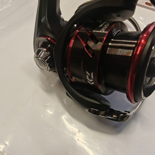 Daiwa Ballistic LT 2500 fishing reel new