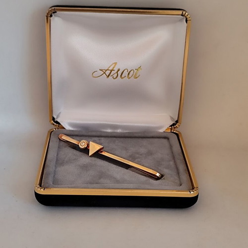 Ascot Vintage Gold Tie Clip with Authentic Case, like new