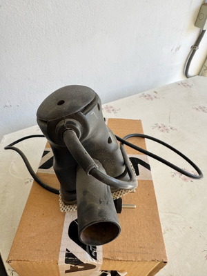 Sander lightly used