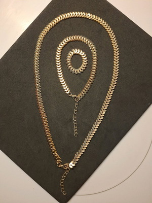 Jewelry set new, chain, bracelet and ring gold-colored