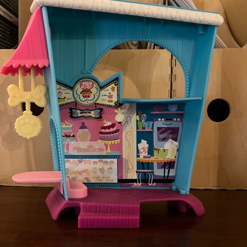 Lps house like new