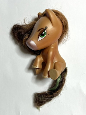 Bratz Ponyz pony used in good condition