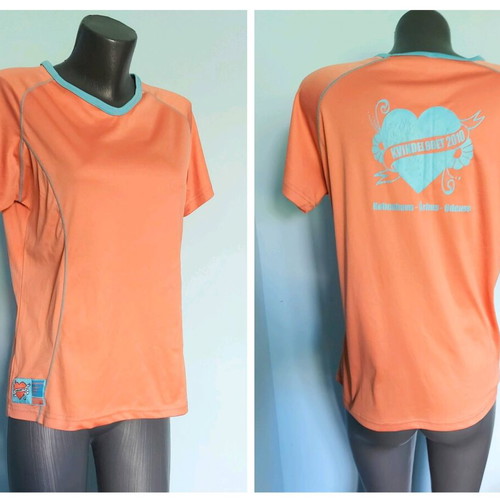 Sports shirt made of dense lycra like new, elastic fit