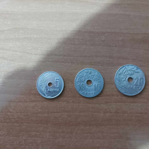 Decares used 5 and 10 from 1954 and 20 from 1964, all together
