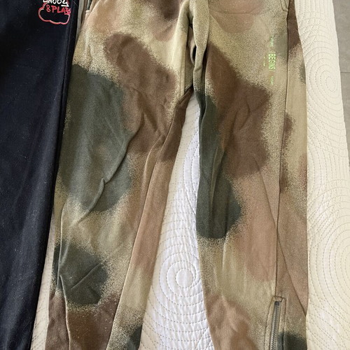 Pack of boys' pants size 9, 134 cm