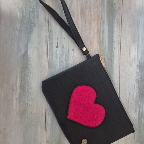 Thiros bag with heart new, black and red