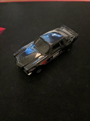 Hot Wheels 2011 '70 Camaro Z28 like new