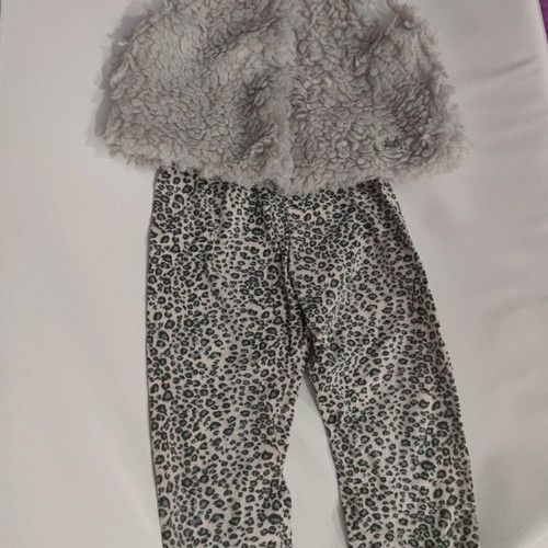 Baby girl clothing set 12 months used, excellent condition