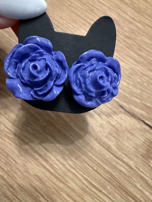 Purple rose earrings handmade, new
