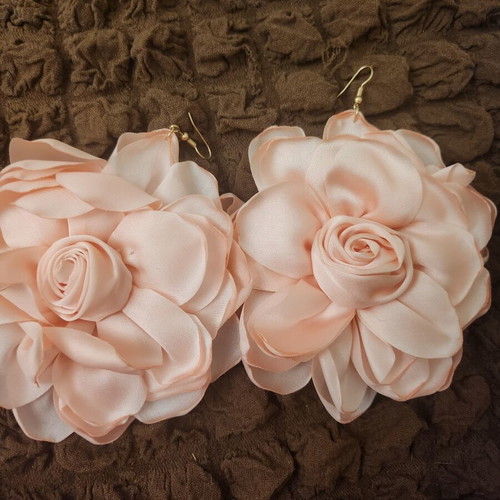 Flower earrings new
