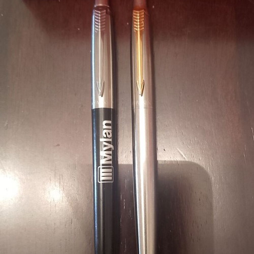 Parker pens like new, set of two