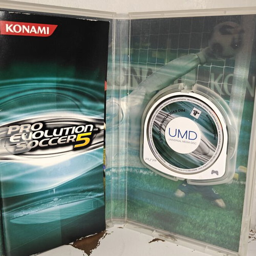 Pro Evolution Soccer PES 5 PSP game like new