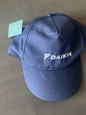 Шапка Daikin нова, регулируем размер, синя
