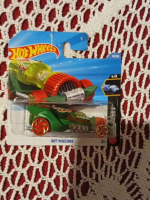 Hot Wheels Hot Wheengs toy car