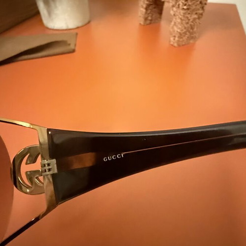 Gucci vintage shield sunglasses GG2802/S like new, brown and gold