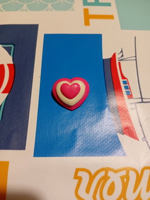 Psilikoko vintage heart pin used