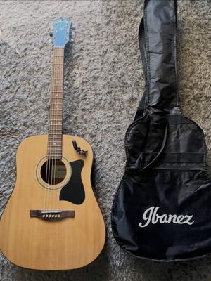 Ibanez guitar like new