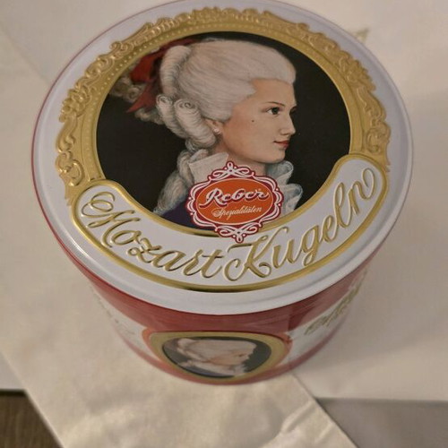Metal round Mozart box new from Austria