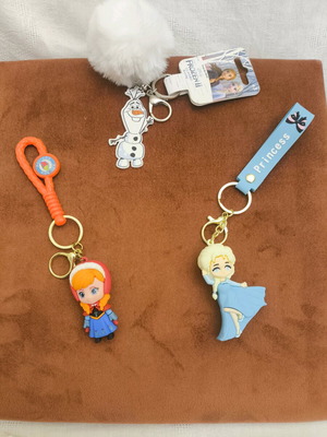 Frozen Disney Elsa Anna Olaf keychain set new with tags