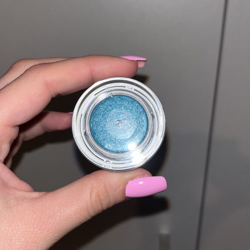 Karaja Blue Eyeshadow and Eyeliner Set New
