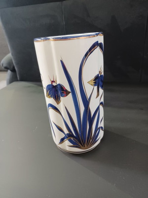 Ceramic vintage vase used, height 22.5 cm
