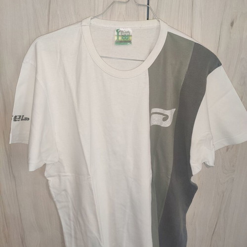 Diesel vintage men's T-shirt XL white with olive and gray color block used