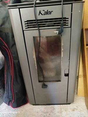 Kalor Miriam 10 Pellet Stove like new, economical and efficient