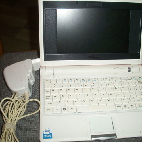 Asus Eee PC pink used, Intel Celeron, Linux