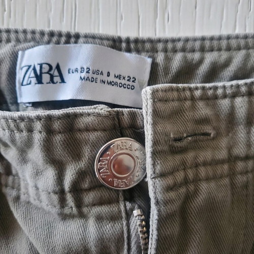 Zara green denim pants with pockets xxsmall like new