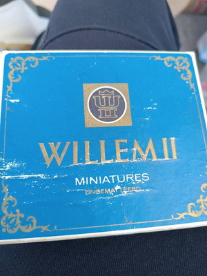 Willem II empty cigar pack used, good condition