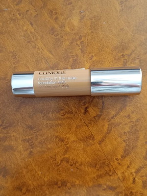 Clinique Chubby In The Nude Foundation Stick Bountiful Beige like new